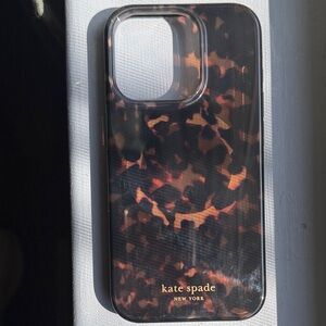 Kate Spade Tortoise Pattern Phone Case 15 Pro